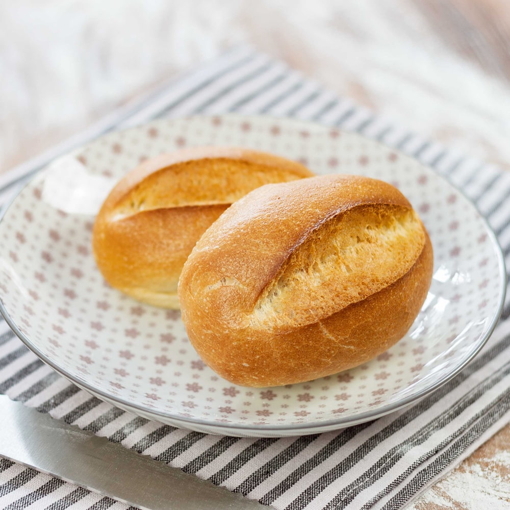 Ofenfrisches Brötchen