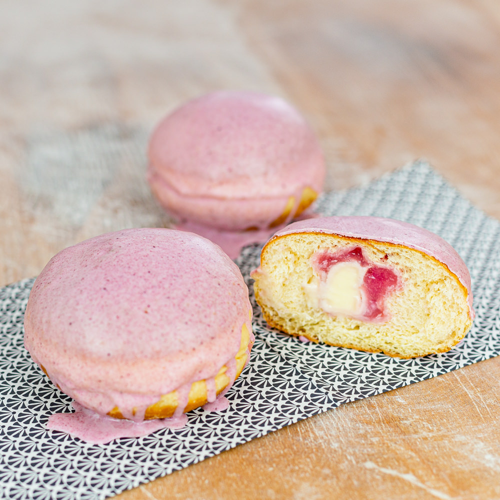 Pfannkuchen rote Grütze