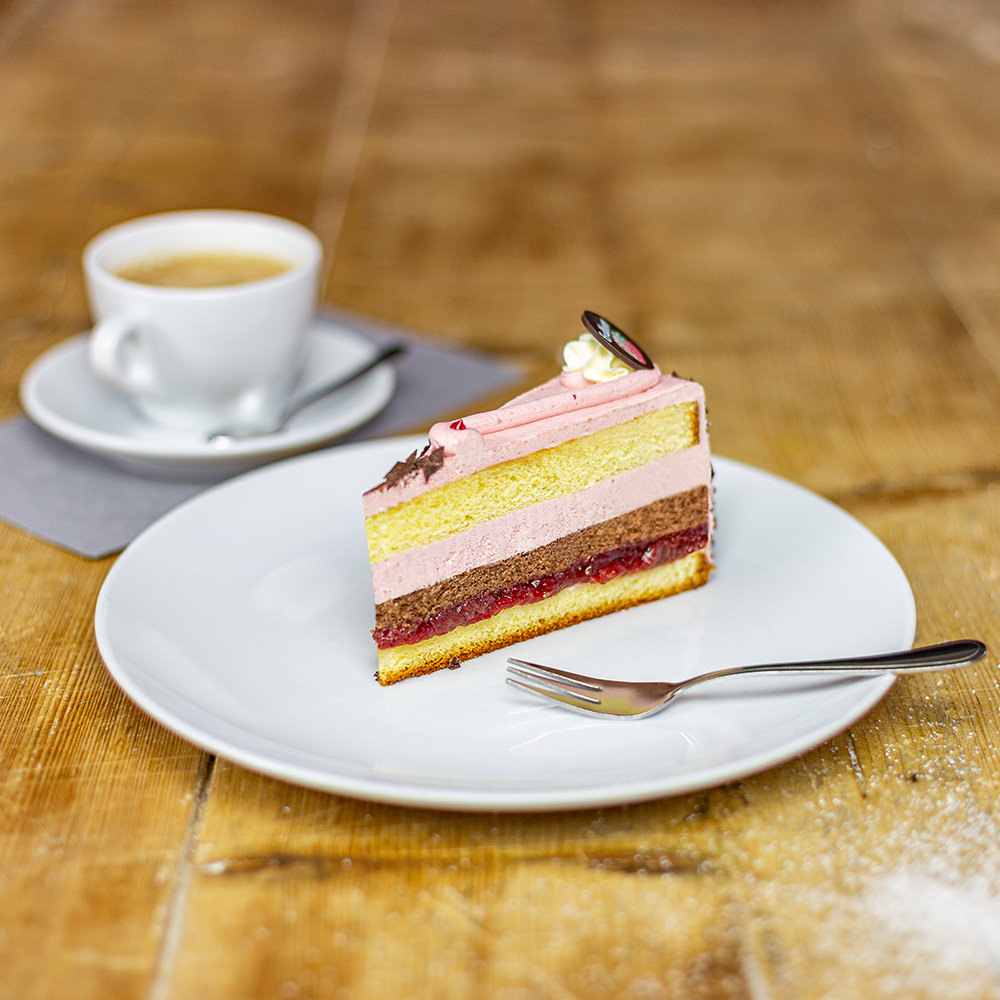 Erdbeerkremtorte
